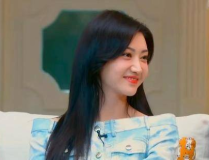 娱乐吃瓜君唐艺昕,甜蜜爱情与事业双丰收的秘诀